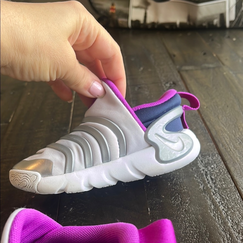 Nike Kids' Pink and Purple Slip-On Shoes - Picture 13 of 14
